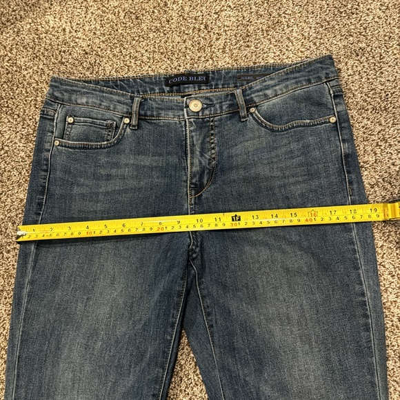 CODE BLEU JEANS - Picture 9 of 11